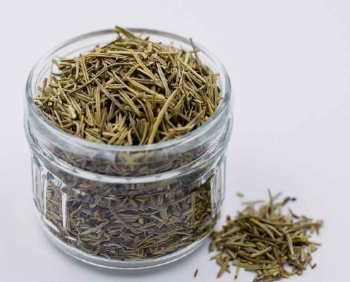 Infuso al rosmarino: antiossidante e amico delle cellule nervose | Arance e Olio Evo di Ribera dal tuo albero siciliano Rosmarino siciliano Siciliae